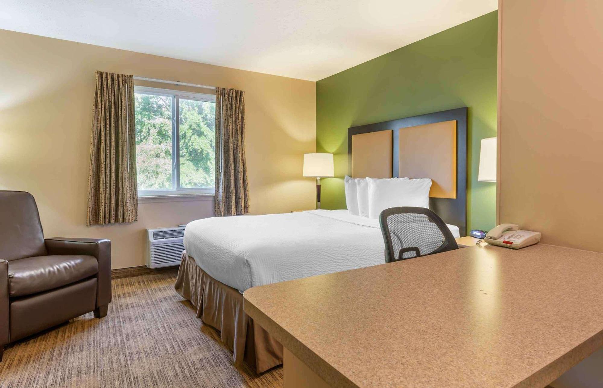 Extended Stay America Suites - Chicago - Lombard - Yorktown Center Extérieur photo