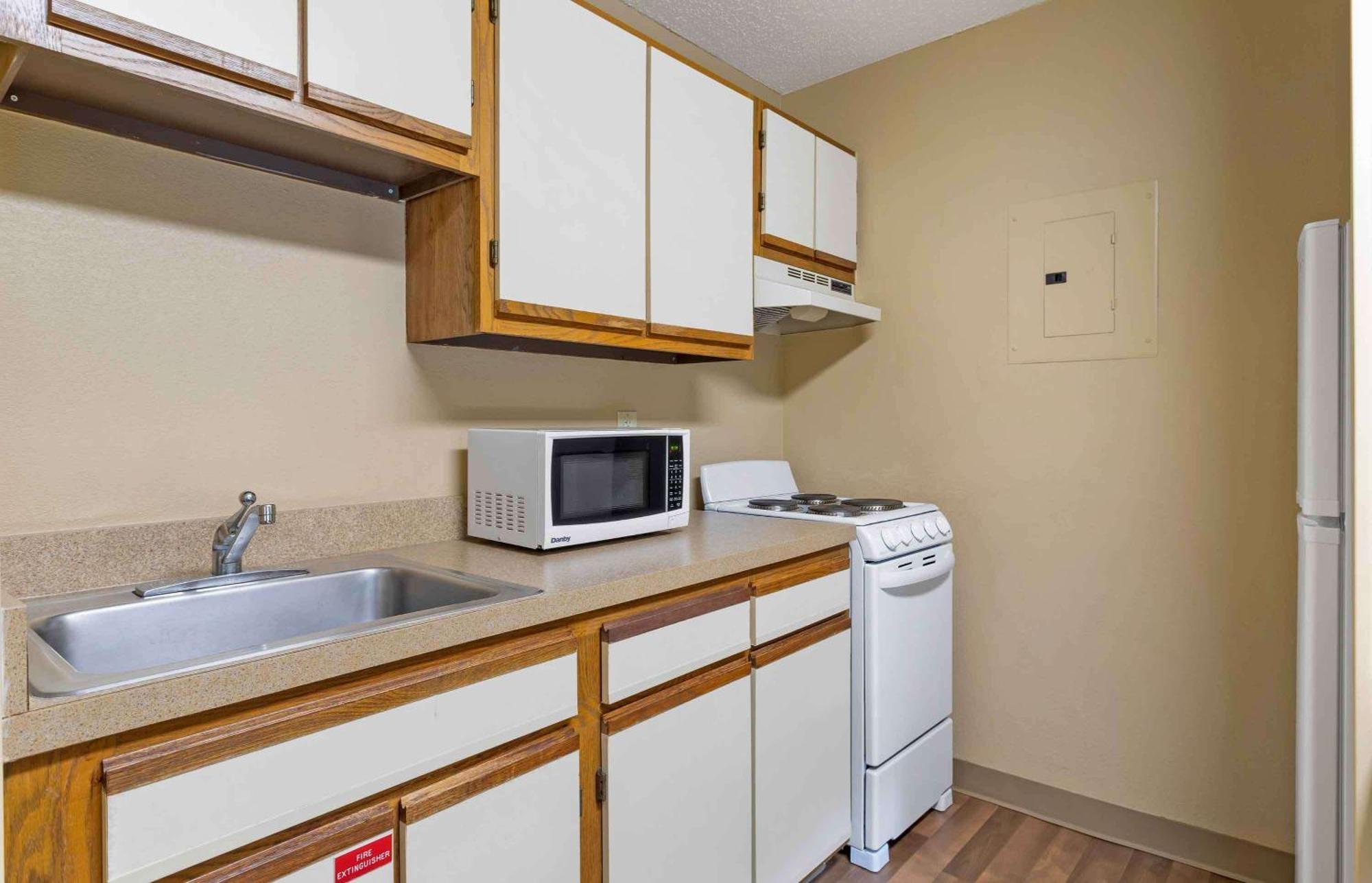 Extended Stay America Suites - Chicago - Lombard - Yorktown Center Extérieur photo